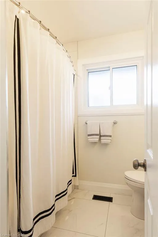 166 West 33rd Street, #1