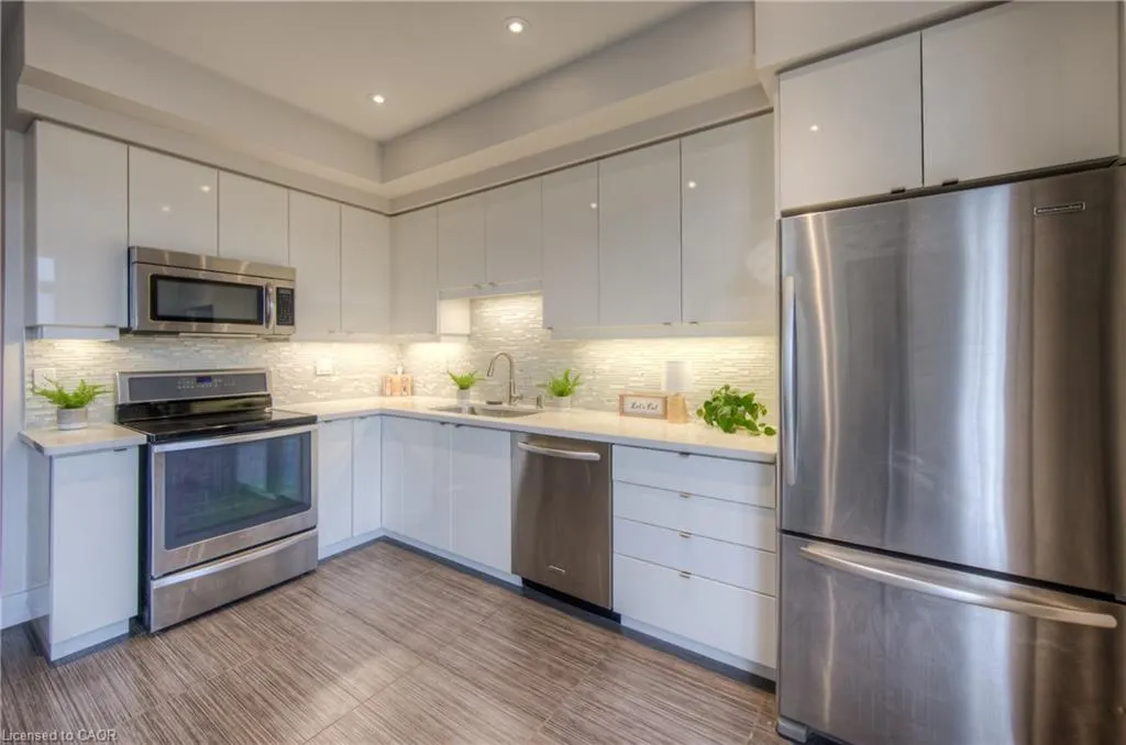 342 Mill Street, #19