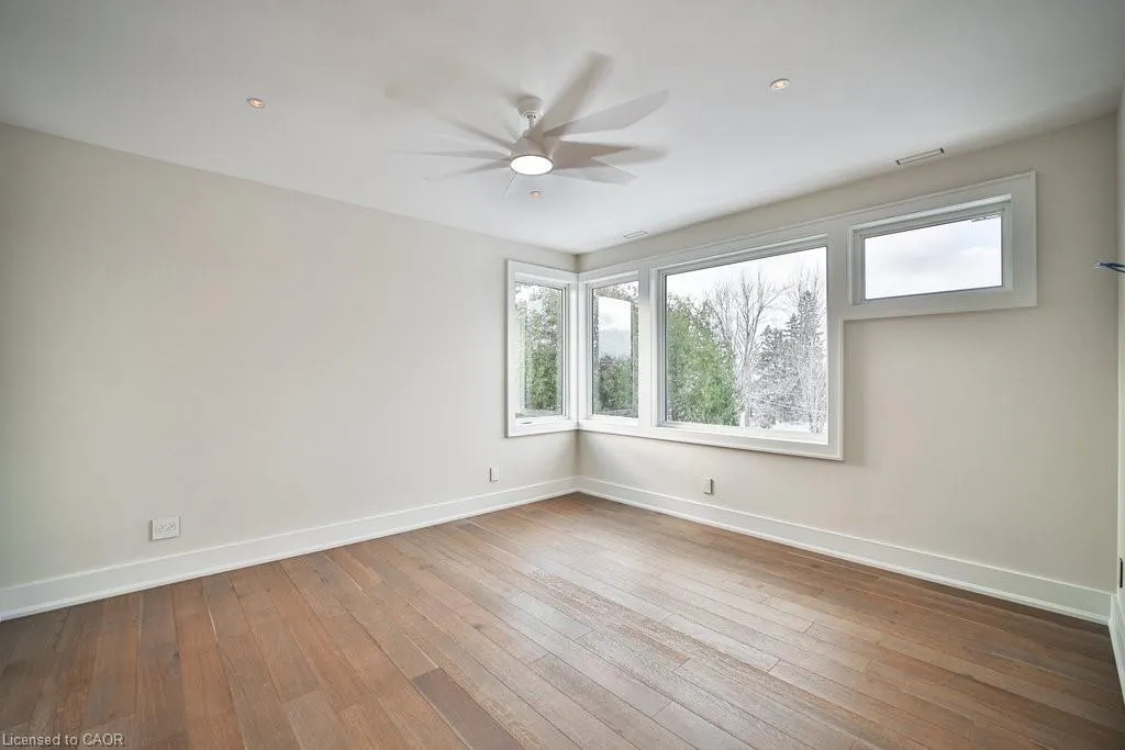 2284 Sideroad 1