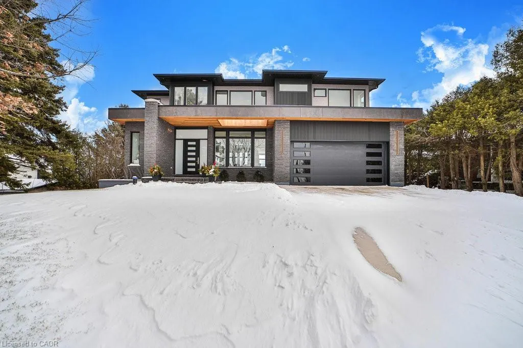 2284 Sideroad 1