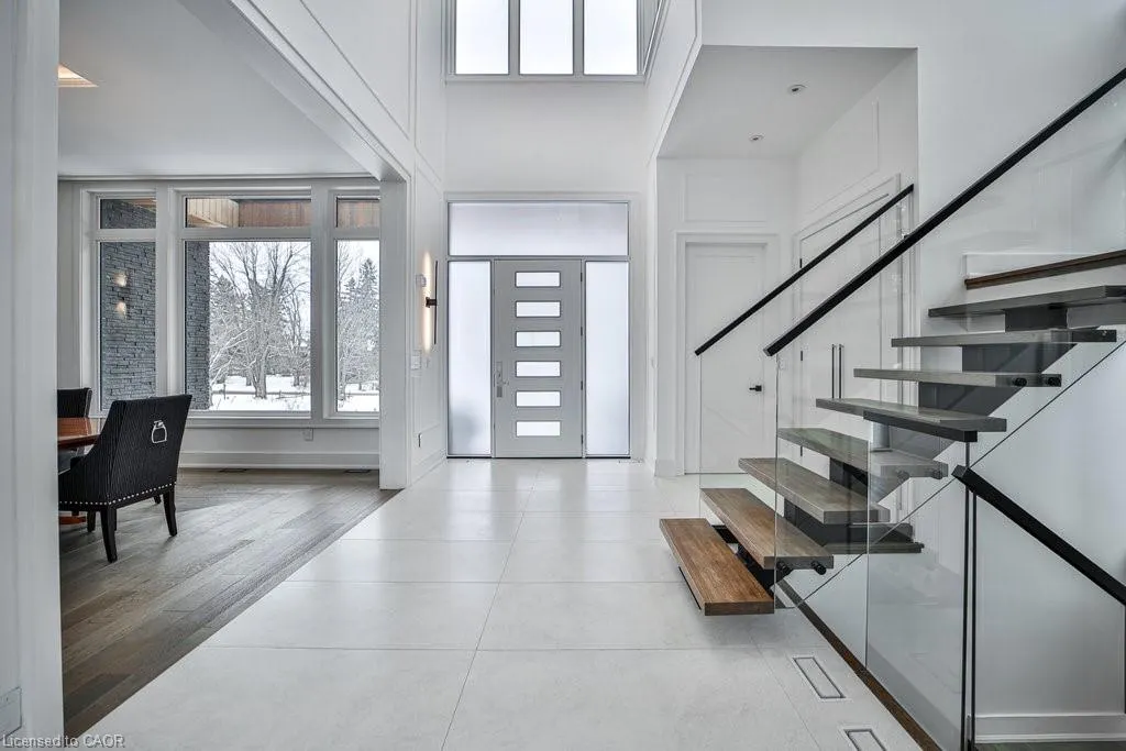 2284 Sideroad 1