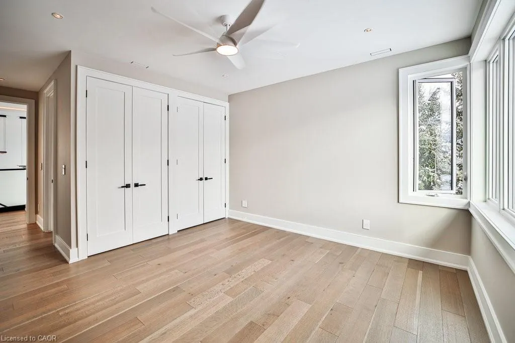 2284 Sideroad 1