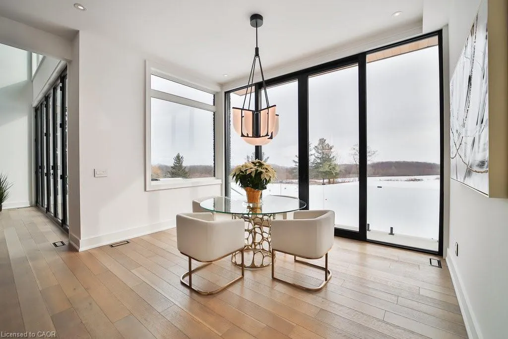 2284 Sideroad 1