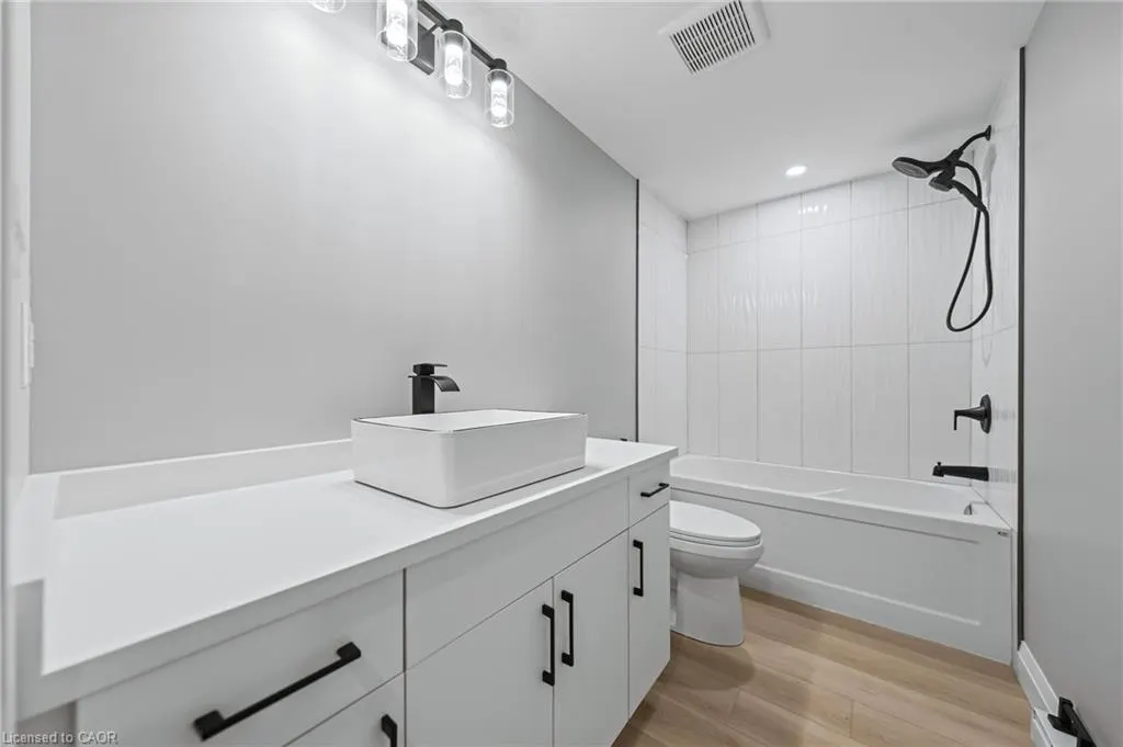 114 Kehl Street, #2