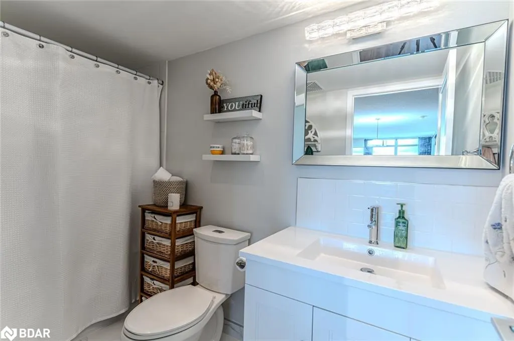 15 Singer Court, #1106