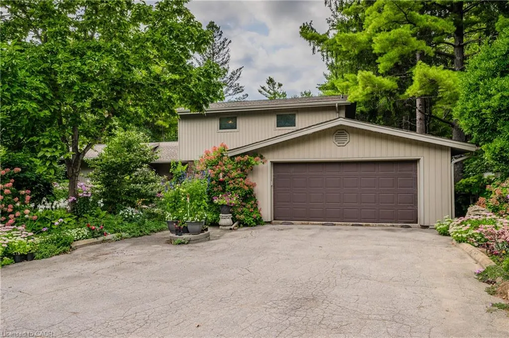 111 Grandview Drive