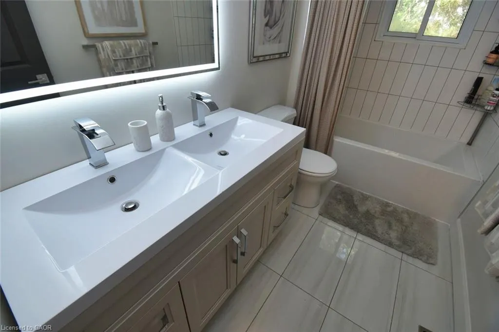14 Basin Crescent