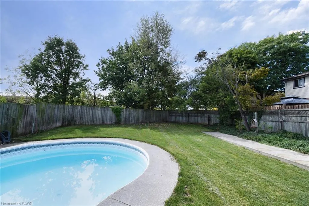 14 Basin Crescent