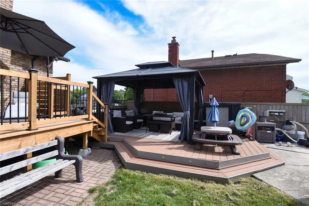 14 Basin Crescent