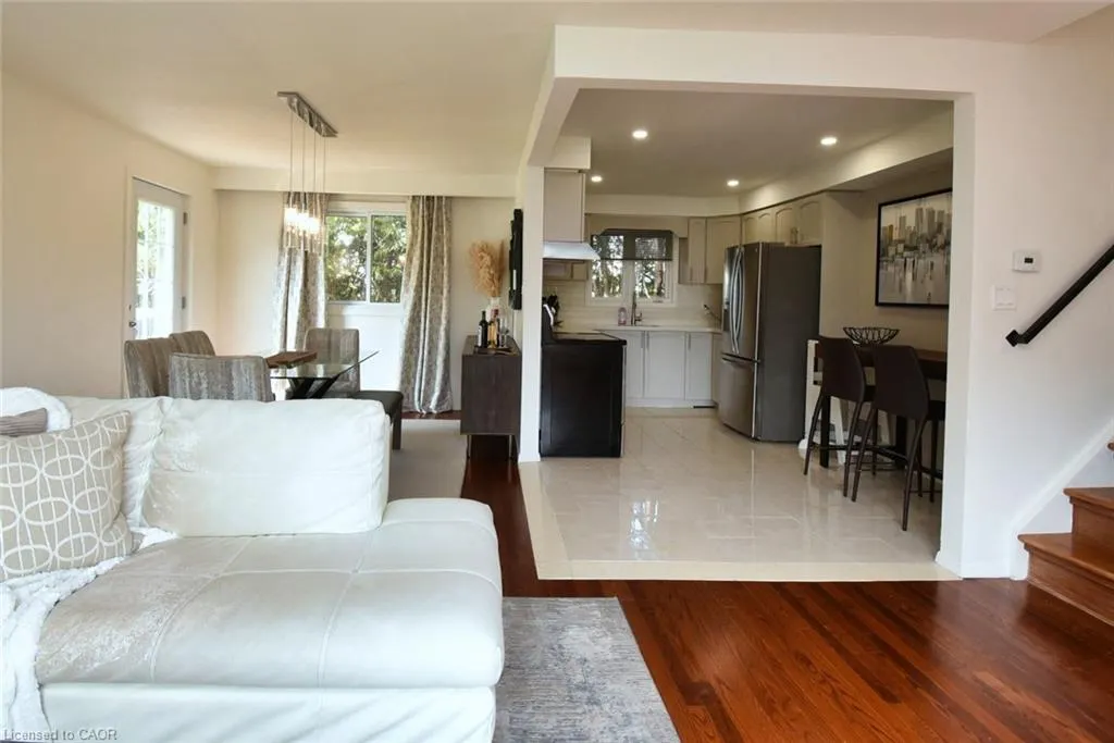 14 Basin Crescent
