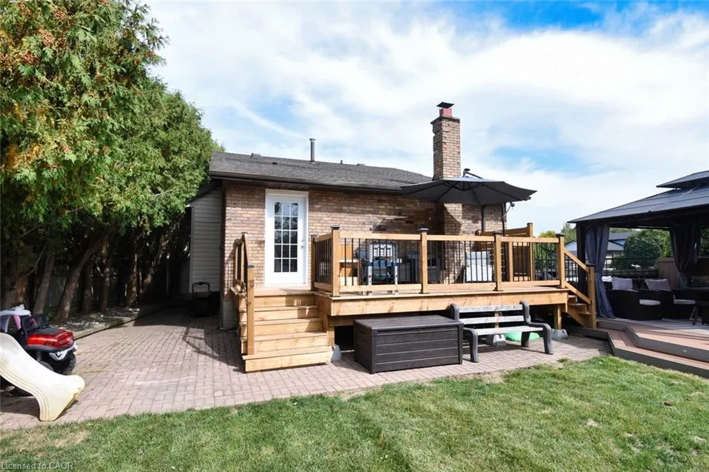 14 Basin Crescent
