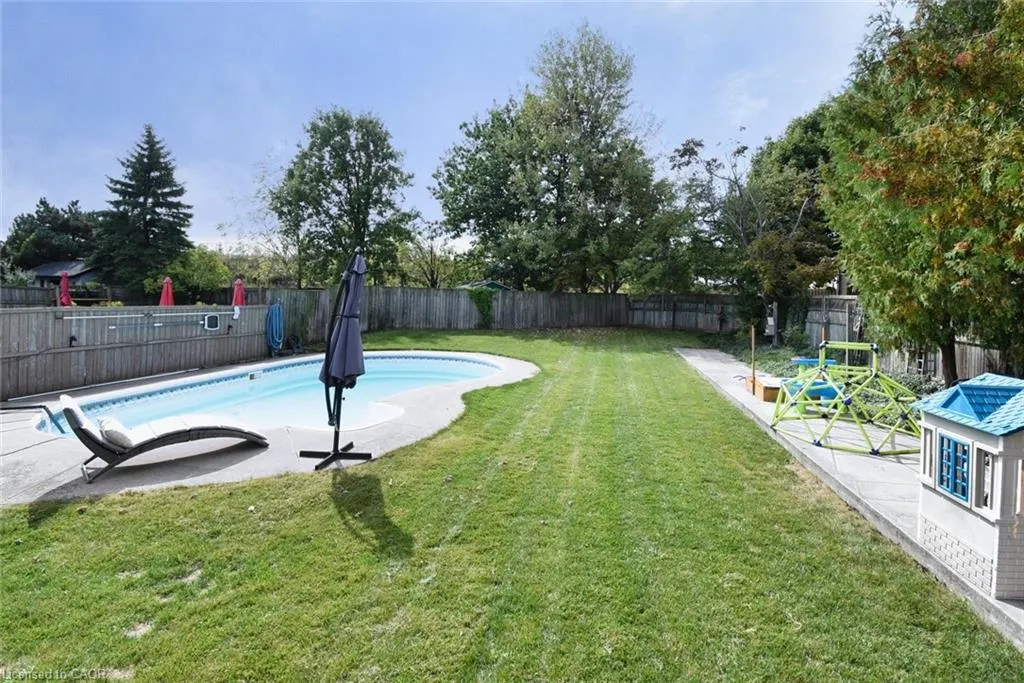 14 Basin Crescent