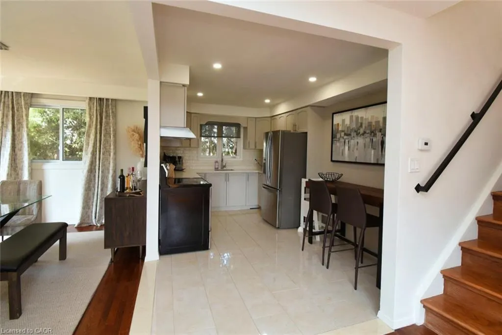 14 Basin Crescent
