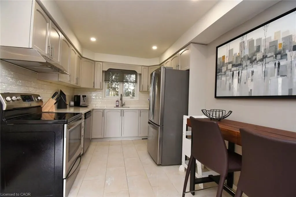14 Basin Crescent