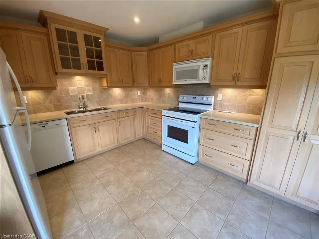 1201 North Shore Boulevard E, #1109