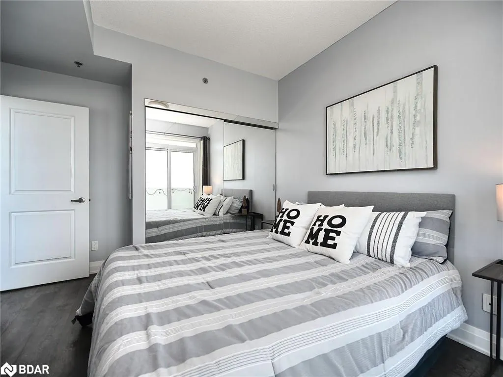 55 Speers Road, #1210