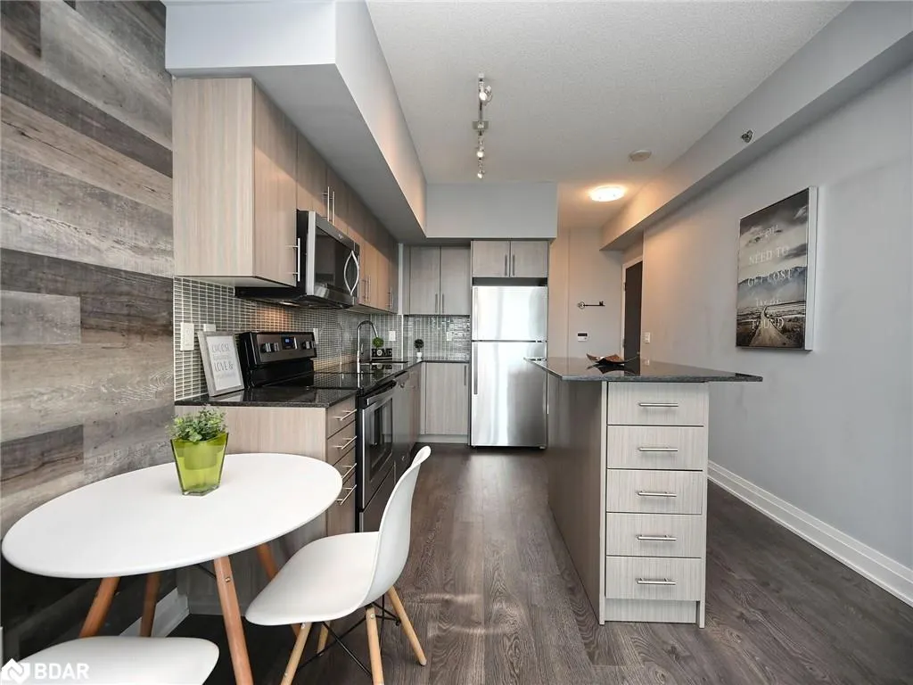 55 Speers Road, #1210