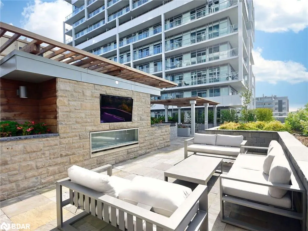 55 Speers Road, #1210