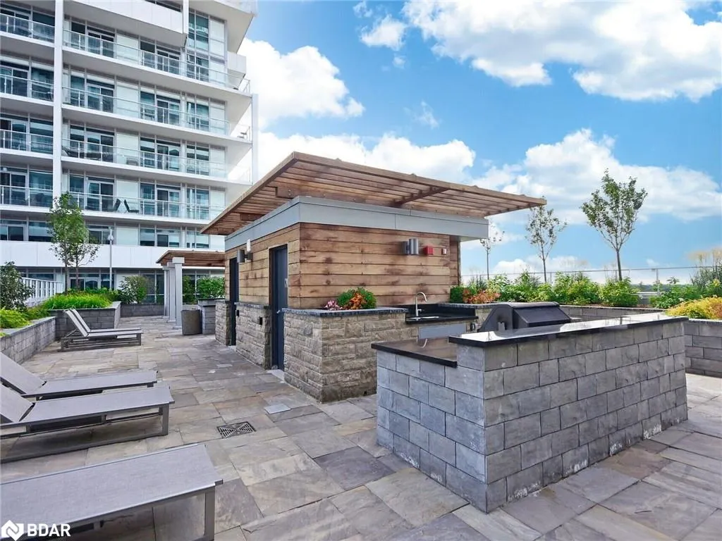 55 Speers Road, #1210