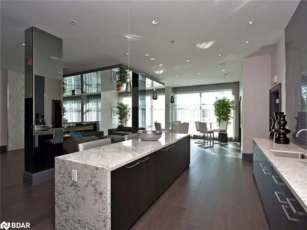 55 Speers Road, #1210