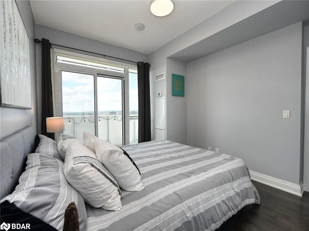 55 Speers Road, #1210