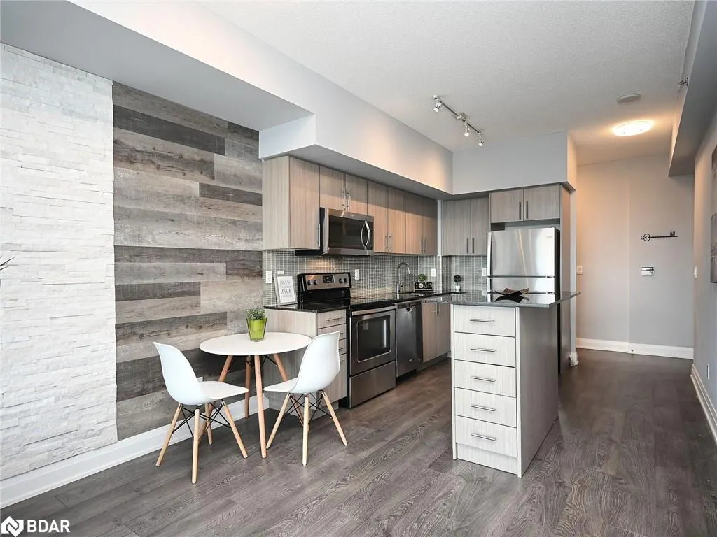 55 Speers Road, #1210