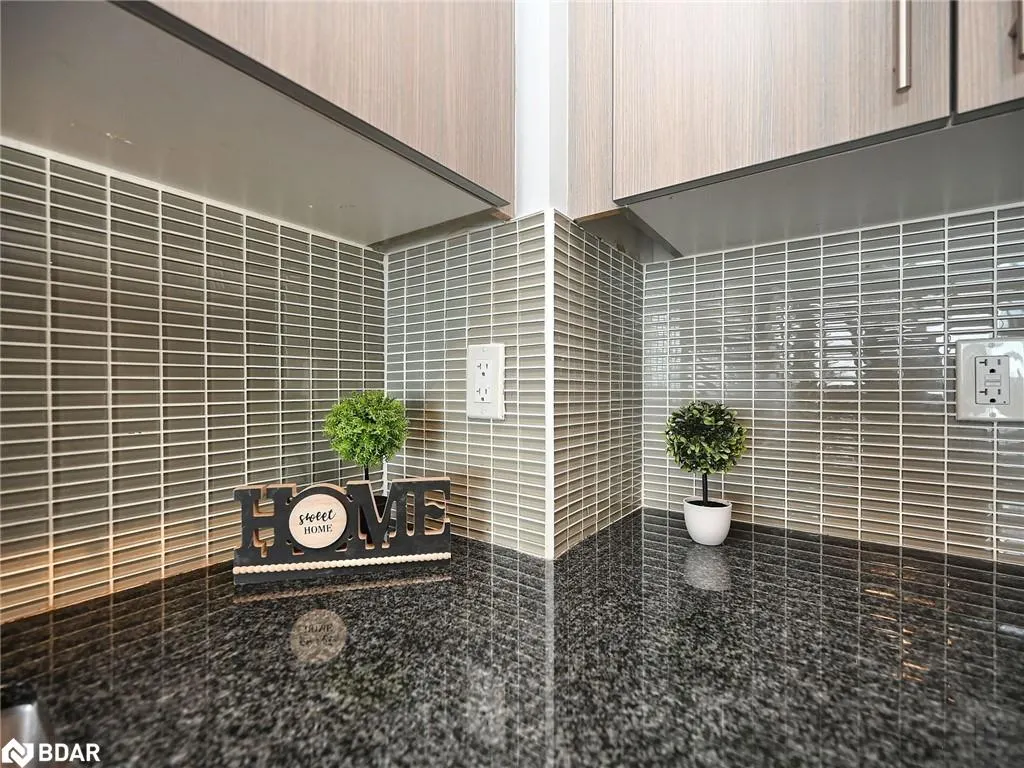 55 Speers Road, #1210