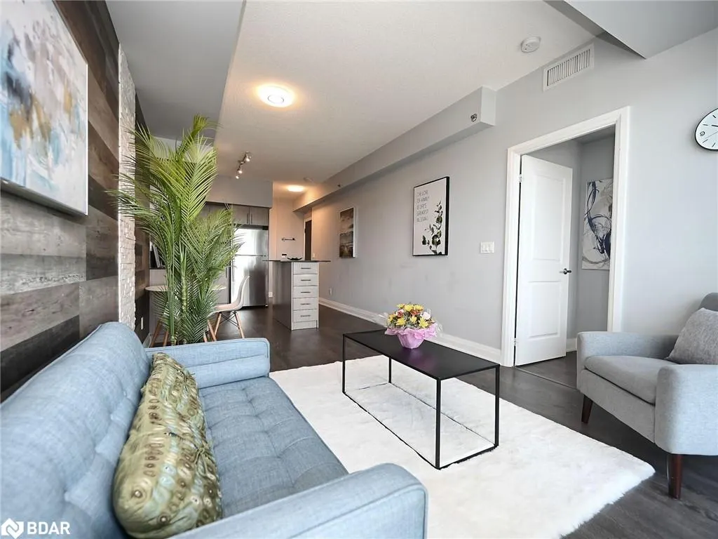 55 Speers Road, #1210