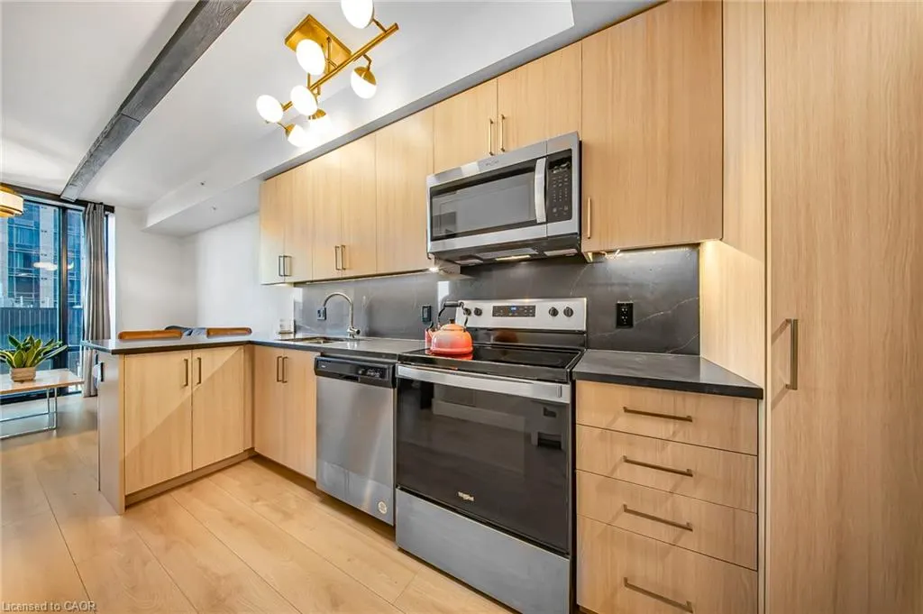 145 Columbia Street W, #909