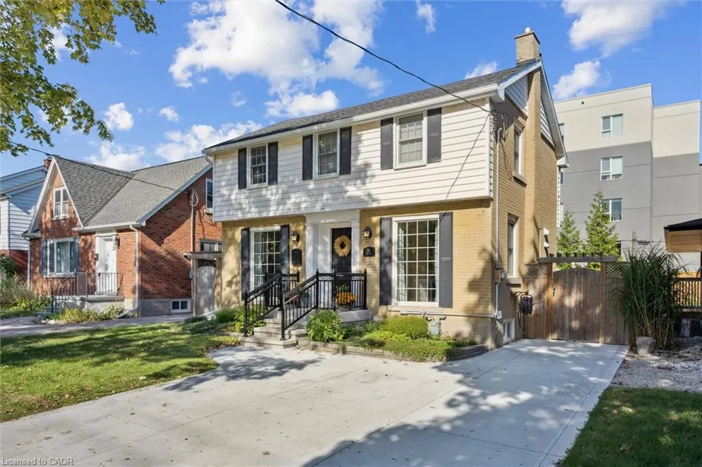 34 East Avenue