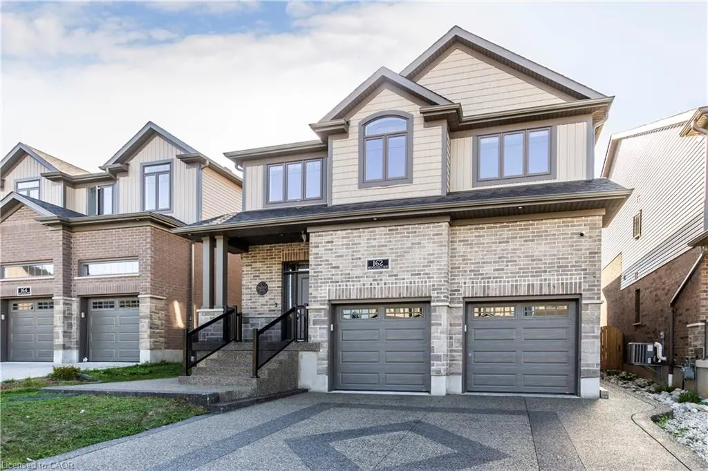 162 Mountain Holly Court