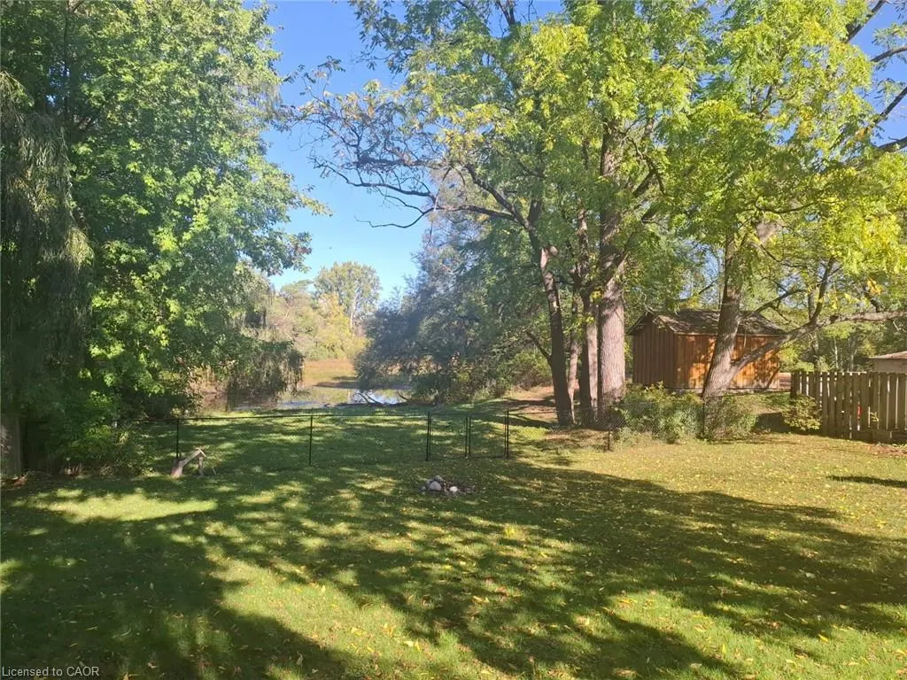 185 Front Street E