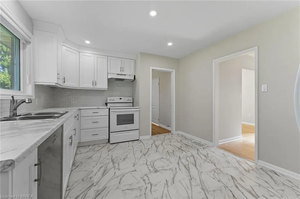 30 Forsythe Avenue