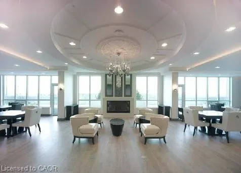 7161 Yonge Street, #2731