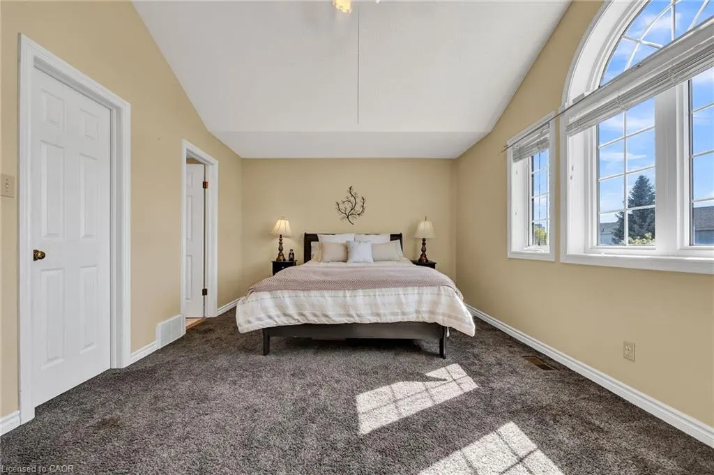 14 Keller Crescent