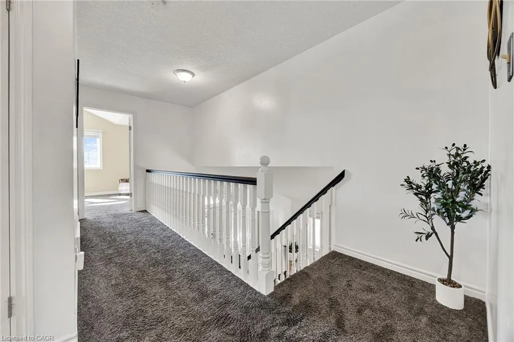 14 Keller Crescent