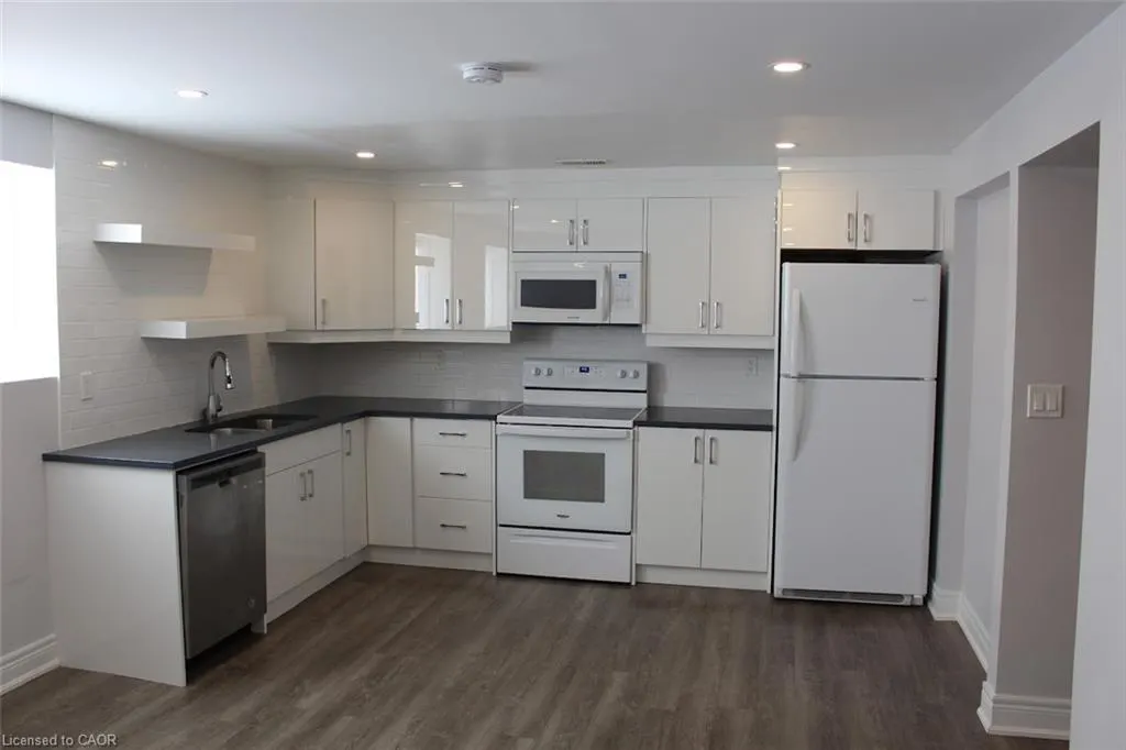 238 Sanatorium Road, #2