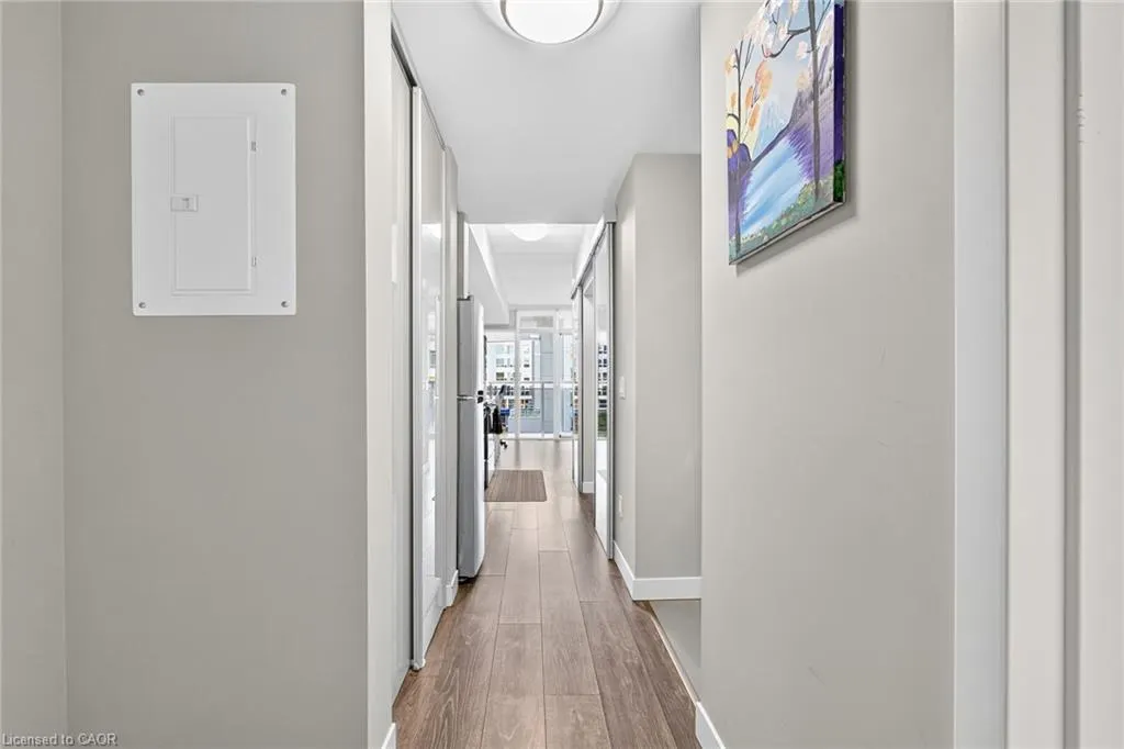 308 Lester Street, #406