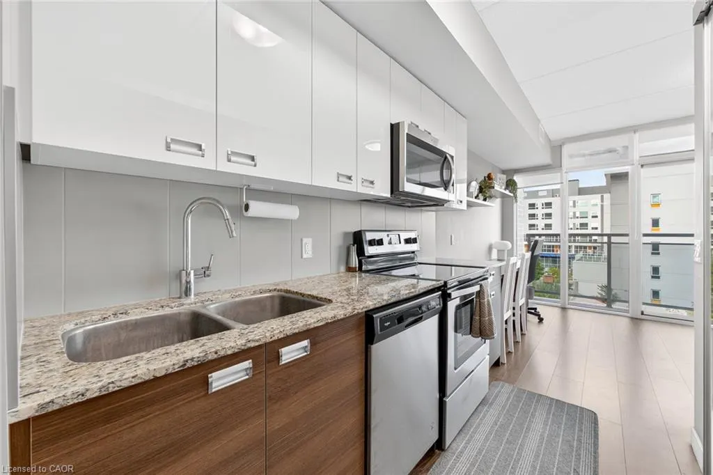 308 Lester Street, #406