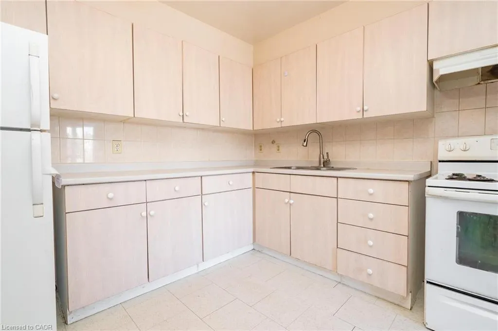 100 Brownleigh Avenue, #264