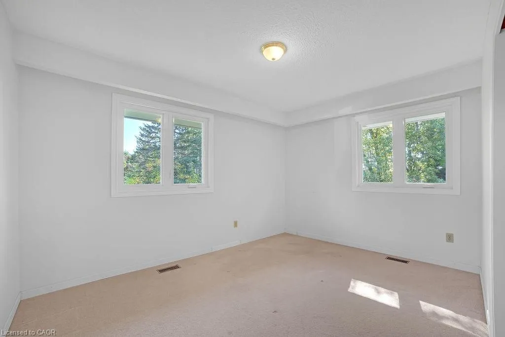 585 Junction Road