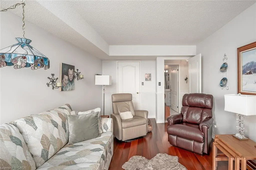 1276 Maple Crossing Boulevard, #612