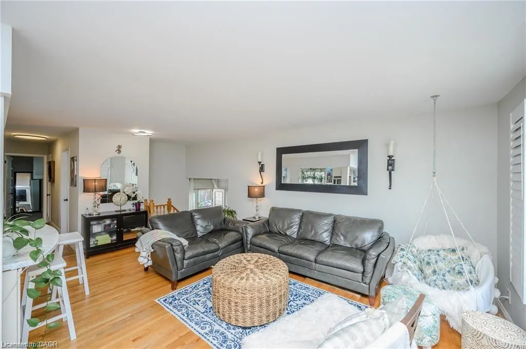 551 Chamberlain Road, #Upper