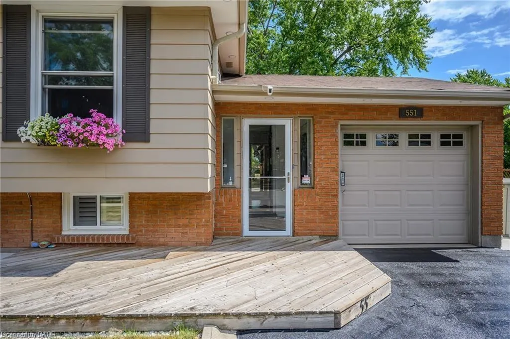 551 Chamberlain Road, #Upper
