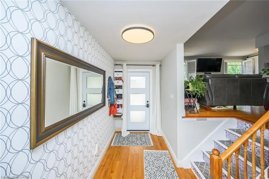 551 Chamberlain Road, #Upper