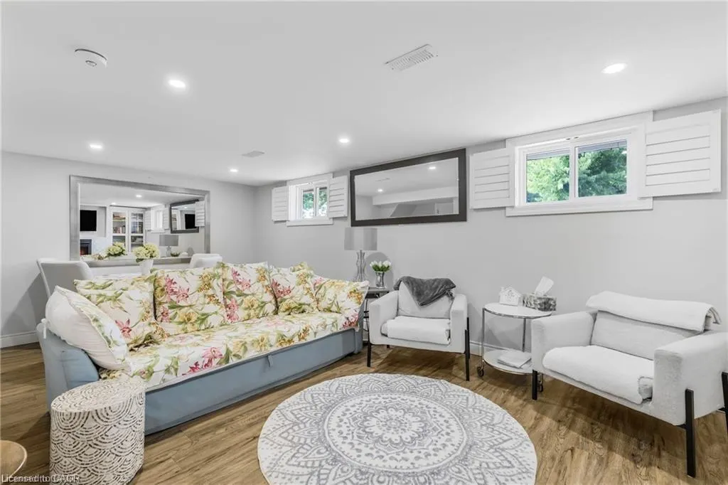551 Chamberlain Road, #Lower