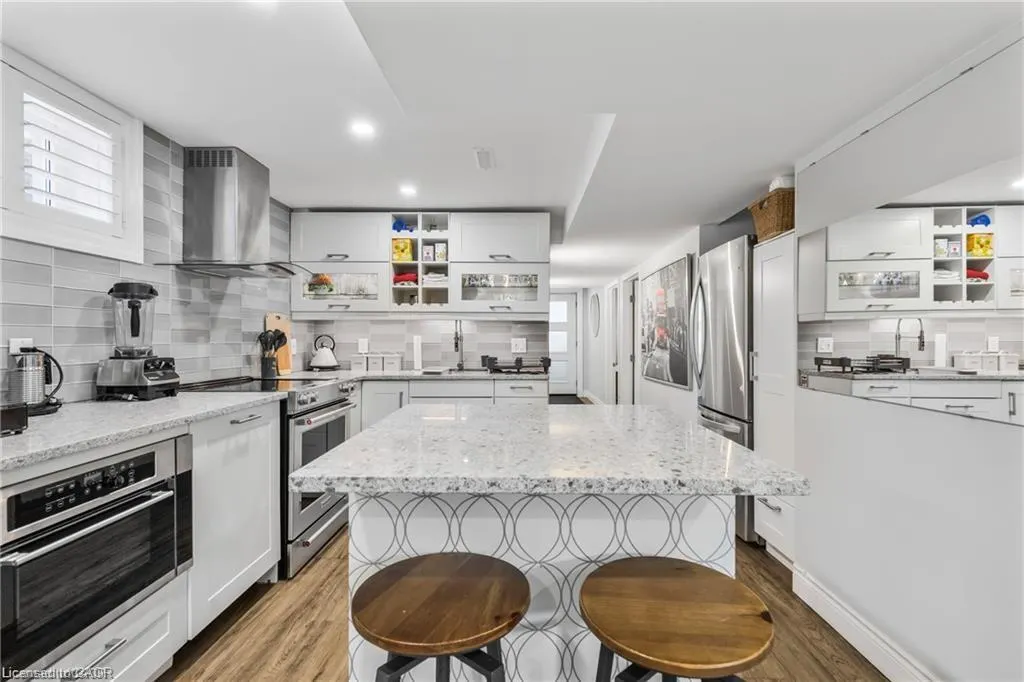 551 Chamberlain Road, #Lower