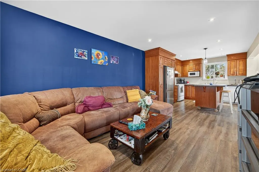 579 Upper Sherman Avenue