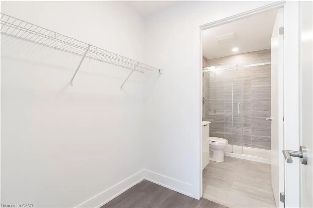 25 Wellington Street S, #409