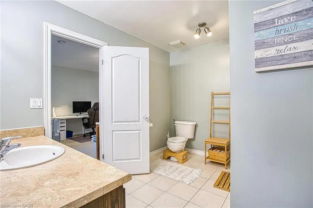 25 Ivybridge Drive, #2